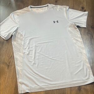 Under Armour Men's Gray Performance Shirt Medium